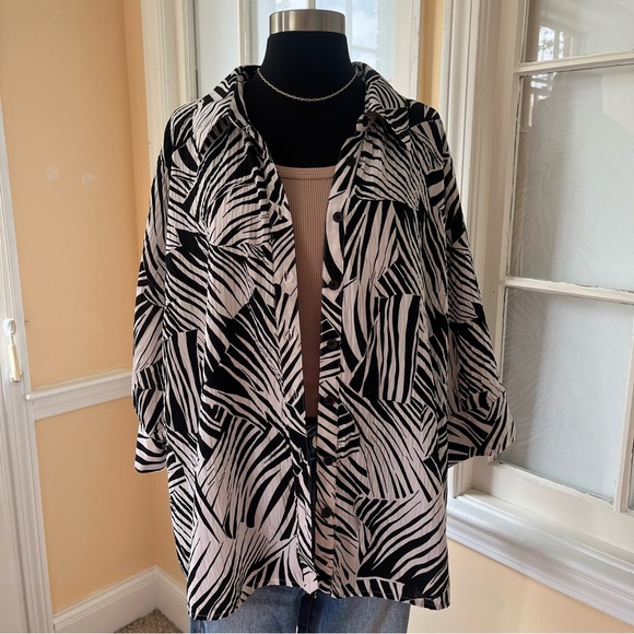 Vintage zebra print crepe button down overshirt black white 3/4 sleeve 1X - Picture 3 of 14